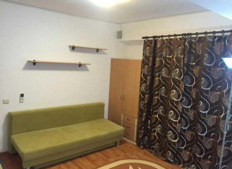 Aparatorii Patriei, Metalurgiei, Grand Arena,